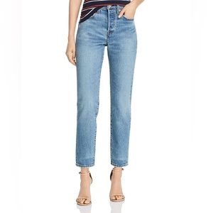 Levi’s Premium Wedgie.  Size 28 NWT Waterless Jeans